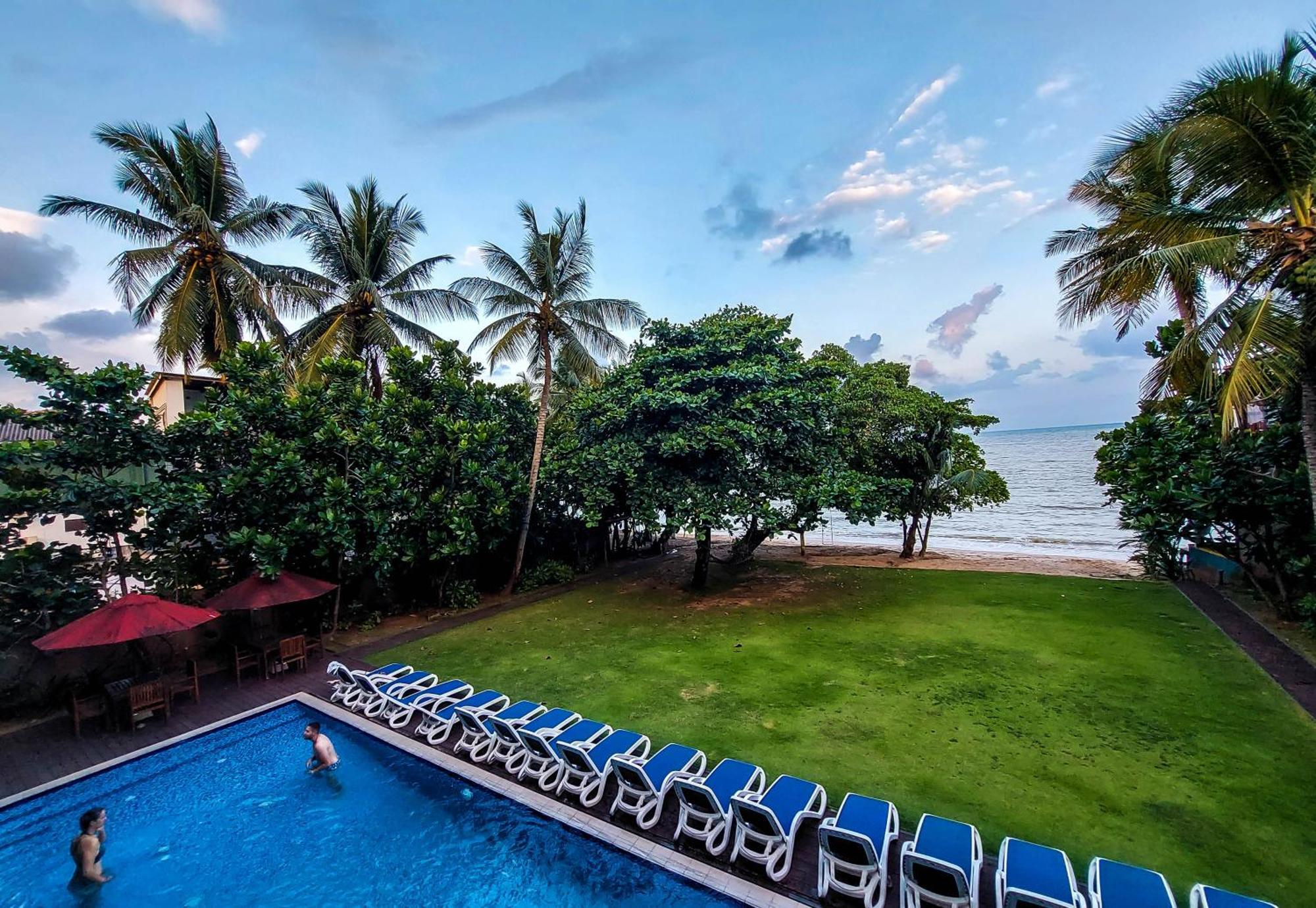 Golden Pearl Tangalle Beach Hambantota Buitenkant foto